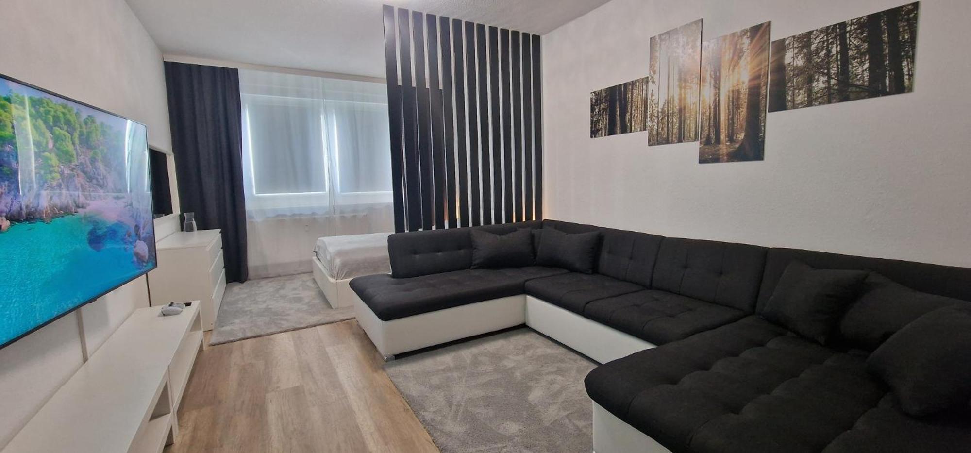 קמניץ 2 Bedroom Cityview Apartment Ps5-Qled Tv-Parking מראה חיצוני תמונה